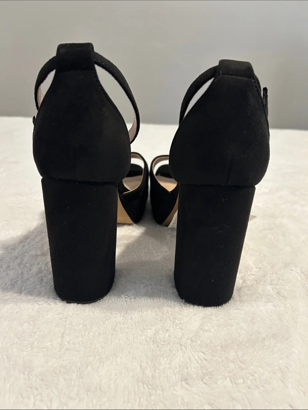The Drop Women’s Hamalie Black Suede ankle strap platform Sandals. Chucky Heel.